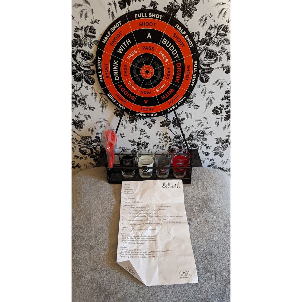 NWOT Magnetic Dart Shots Drinking Game 8 Piece Set Bar Adult Party Night Alcohol
